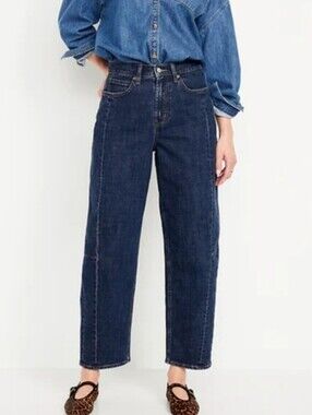 Old Navy High Rise Barrel Leg Jeans 14 Short